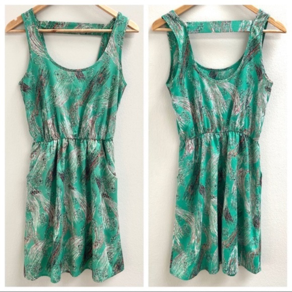 LUSH Nordstrom Rack Green  Keyhole Back Dress XS - Picture 1 of 8